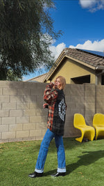 Load image into Gallery viewer, Austin TX Vest Flannel
