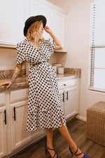 Load image into Gallery viewer, On The Spot Maxi Dress
