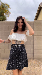 Load image into Gallery viewer, B&amp;W Daisy Skirt
