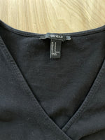 Load image into Gallery viewer, F21 Cropped Vneck
